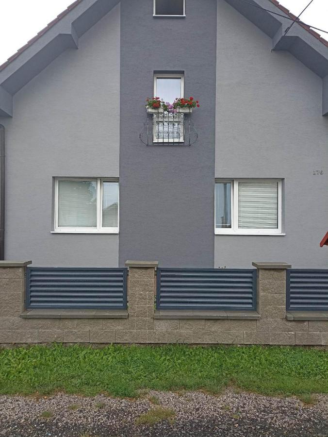 Ubytovanie Tri Sestry Hrabušice Exterior foto